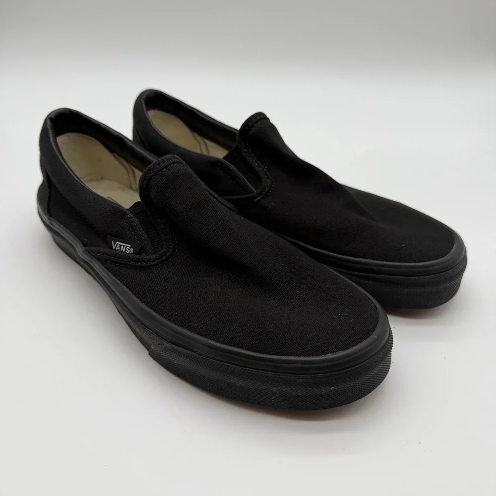 VANS Men's Classic Slip On Triple Black Canvas 721565 US Size 6.5
